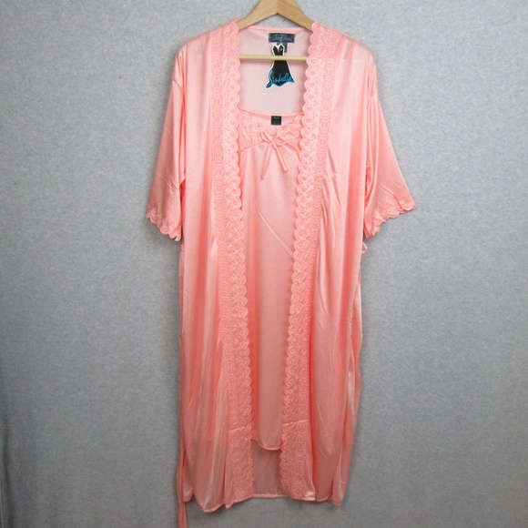 Two Piece Chamise and Robe / Night Gown Set Pink - Picture 2 of 6
